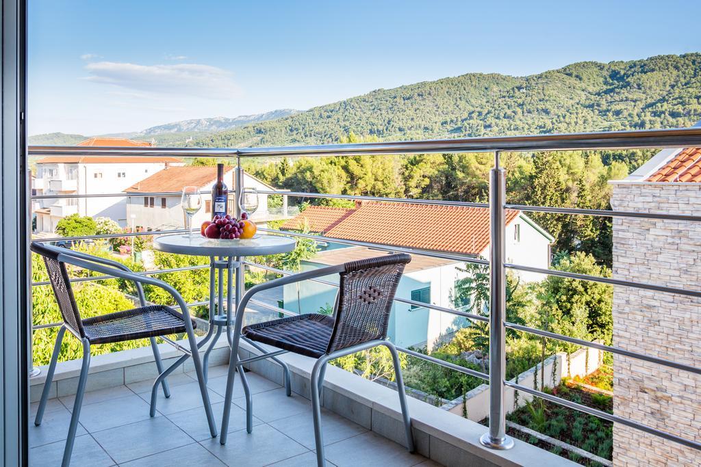 Apartment Falcon Stari Grad  Room photo